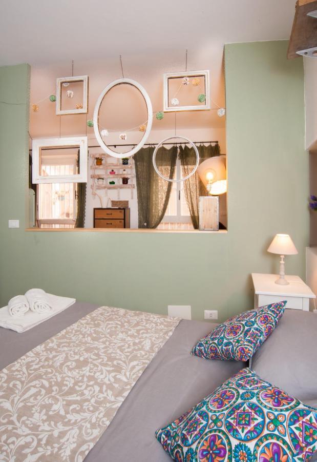 Homes4Holidays - Artistic Nest Syracuse Exterior photo